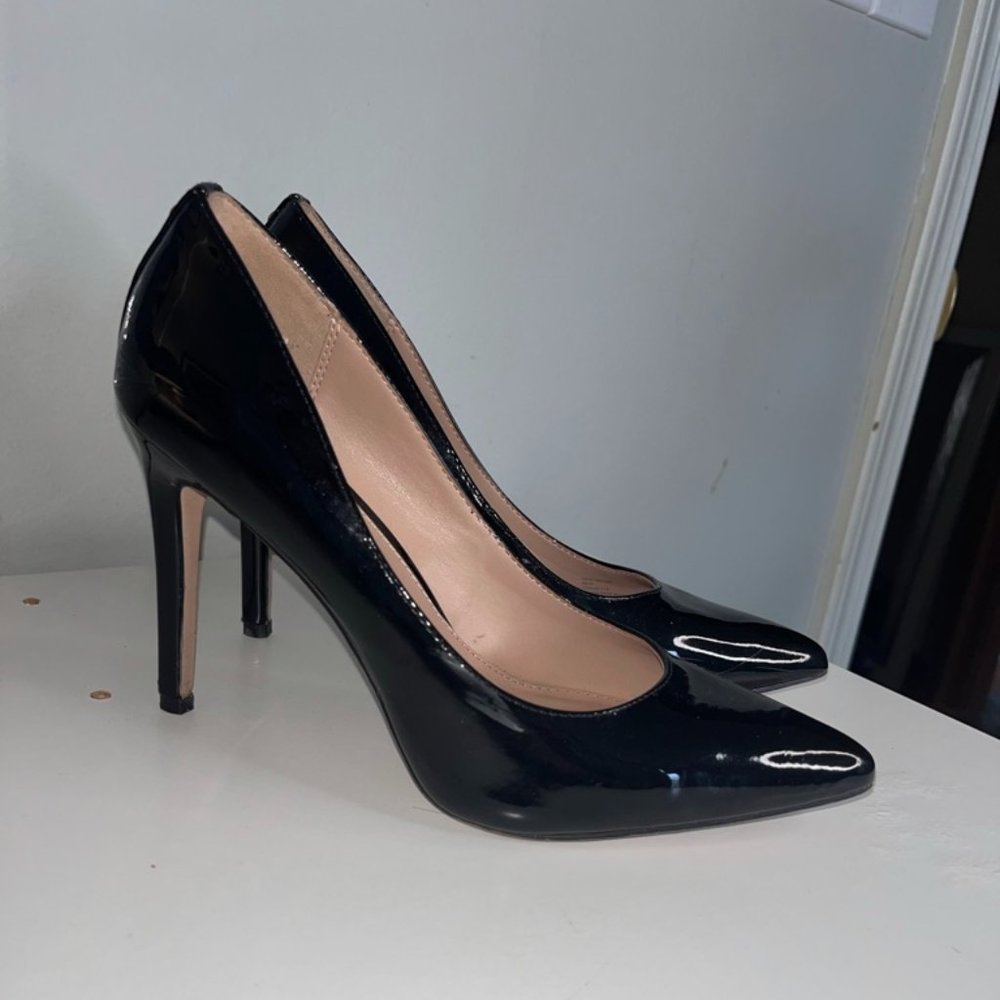 BCBGeneration Women's Heidi Pumps Smooth Patent Leather Black - 9